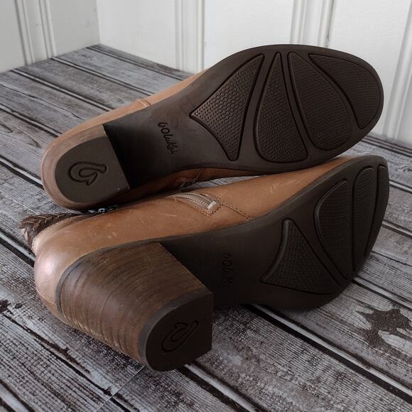 OluKai | NEW Kamahoi Heeled Ankle Boots in Clay (Brown Leather) Size Women's 9 - Picture 16 of 16